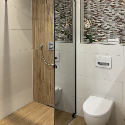 Holzoptik Badausstellung Fliesen Fuchsl